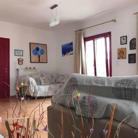 In Lefkes, Paros Holiday home